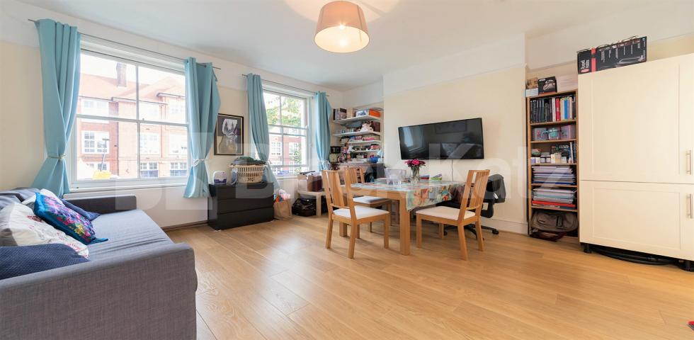 			1 Bedroom, 1 bath, 1 reception Flat			 Coverdale Road, , SHEPHERDS BUSH